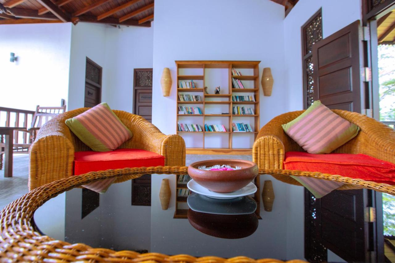Niyagama House Hotel Гале Екстериор снимка