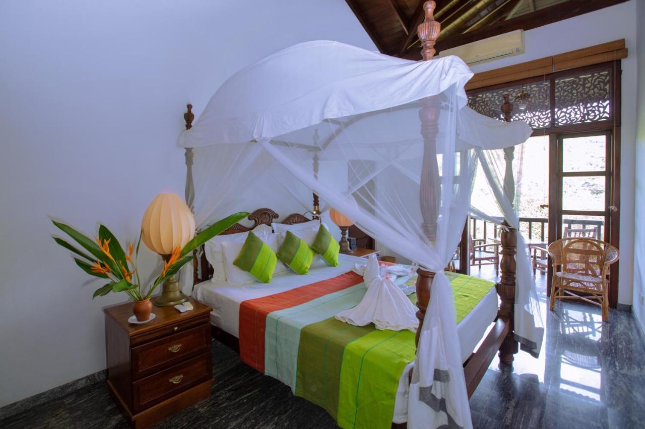 Niyagama House Hotel Гале Екстериор снимка