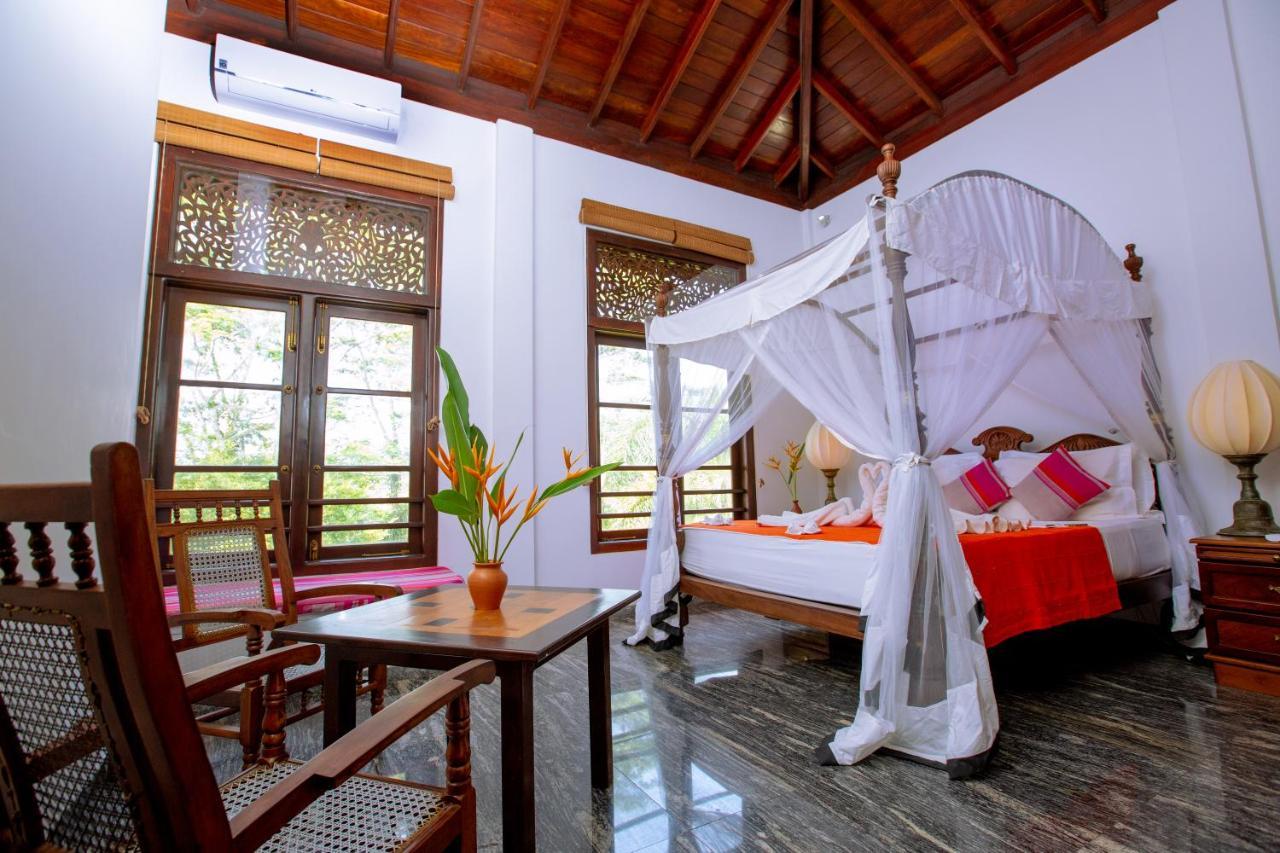 Niyagama House Hotel Гале Екстериор снимка